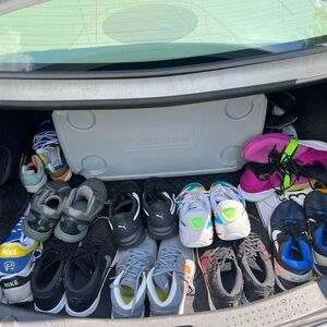 Kobe’s all sz 10.5 good condition , New balance sz 9.5 , puma sz 10 , Nike sz 10